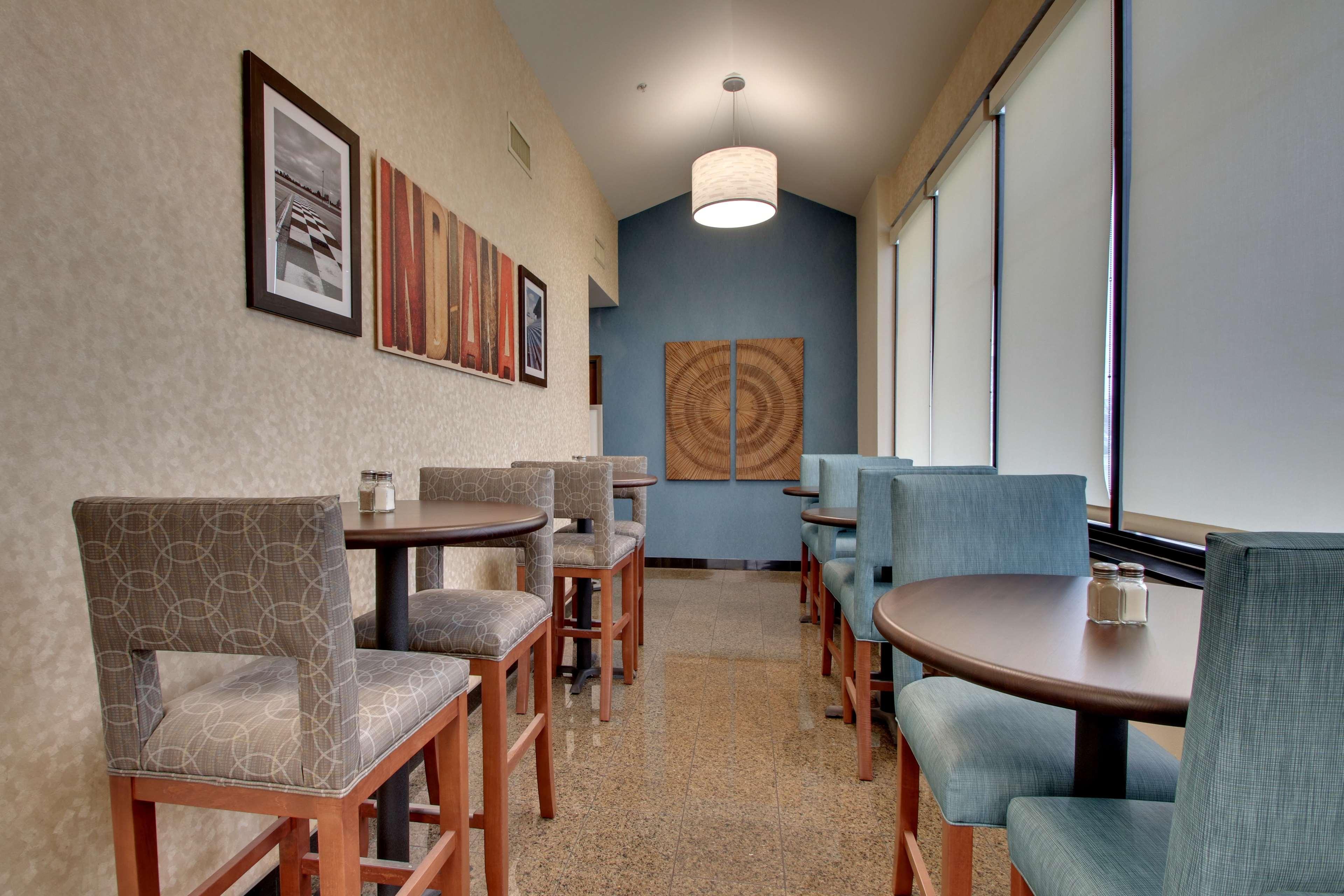 Best Western Plus Indianapolis North At Pyramids Εξωτερικό φωτογραφία