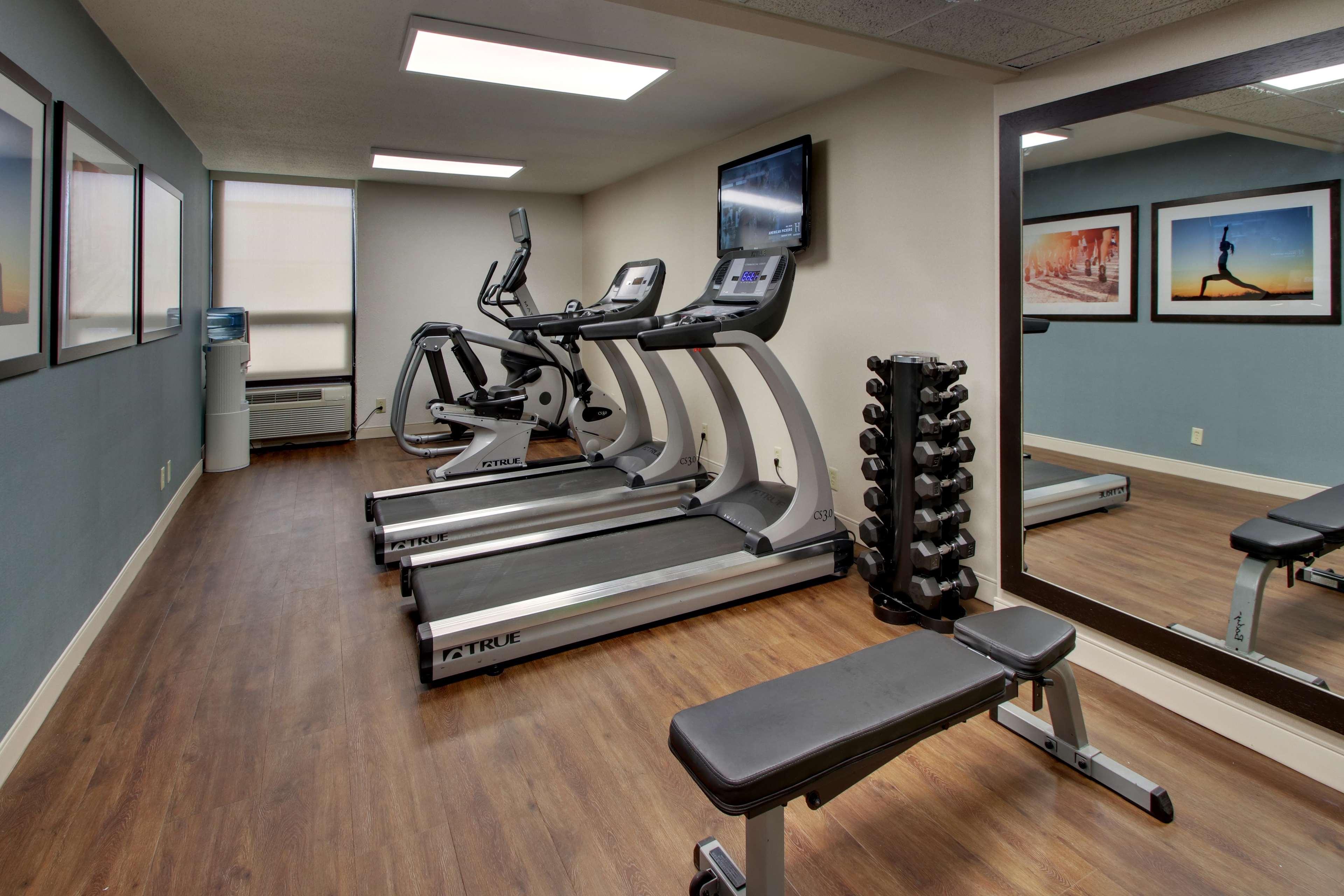 Best Western Plus Indianapolis North At Pyramids Εξωτερικό φωτογραφία