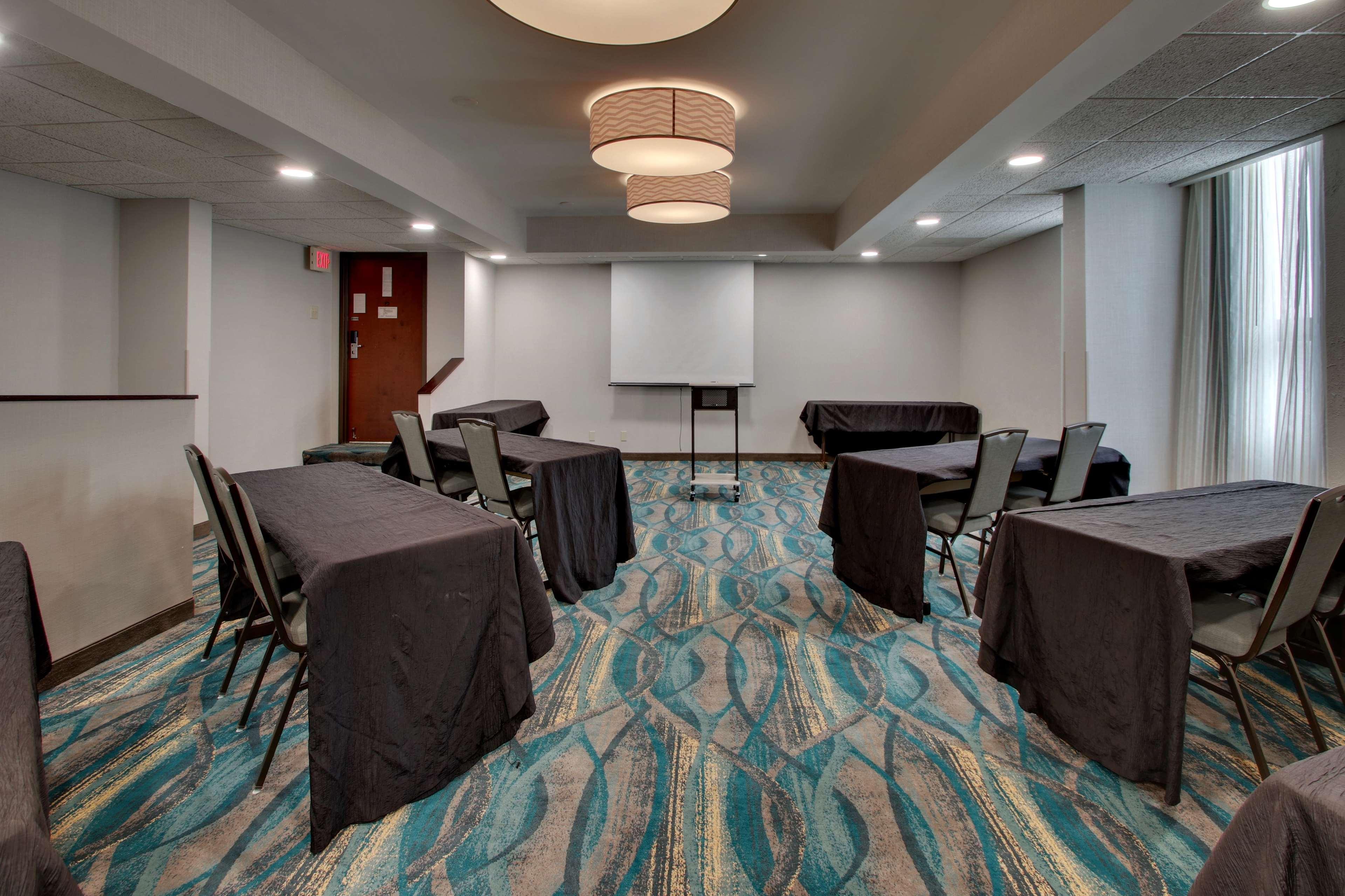 Best Western Plus Indianapolis North At Pyramids Εξωτερικό φωτογραφία